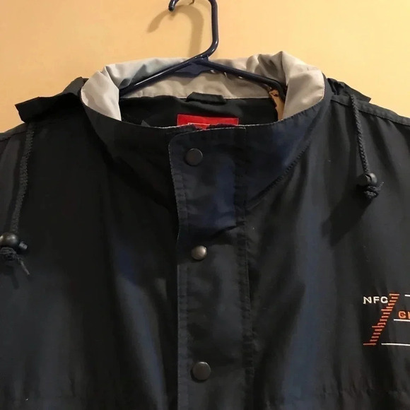 NFL Chicago Bears NFC Champions Windbreaker Jacket - Picture 4 of 11